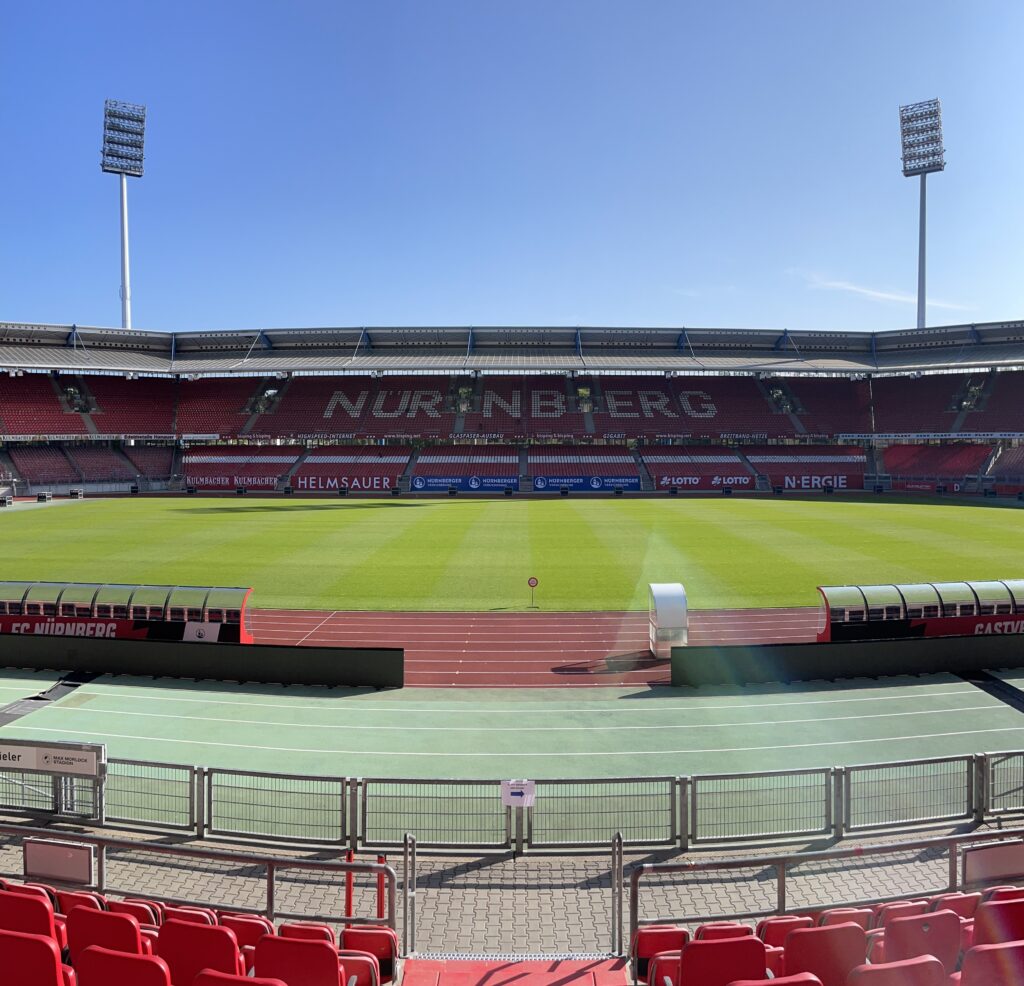 Fußballstadion